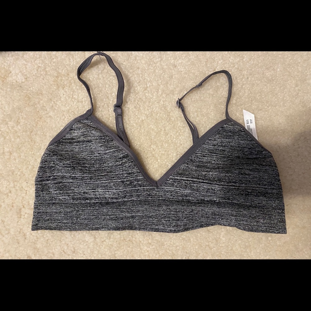 5 Assorted Adjustable Bralettes - Picture 4 of 6